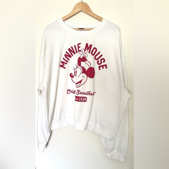 Disney White Crewneck Sweater Women’s Sz 2X with Minnie Mouse Design - Picture 1 of 12